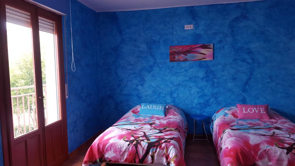 Hostal A La Sombra Del Laurel Navarrete Eksteriør billede